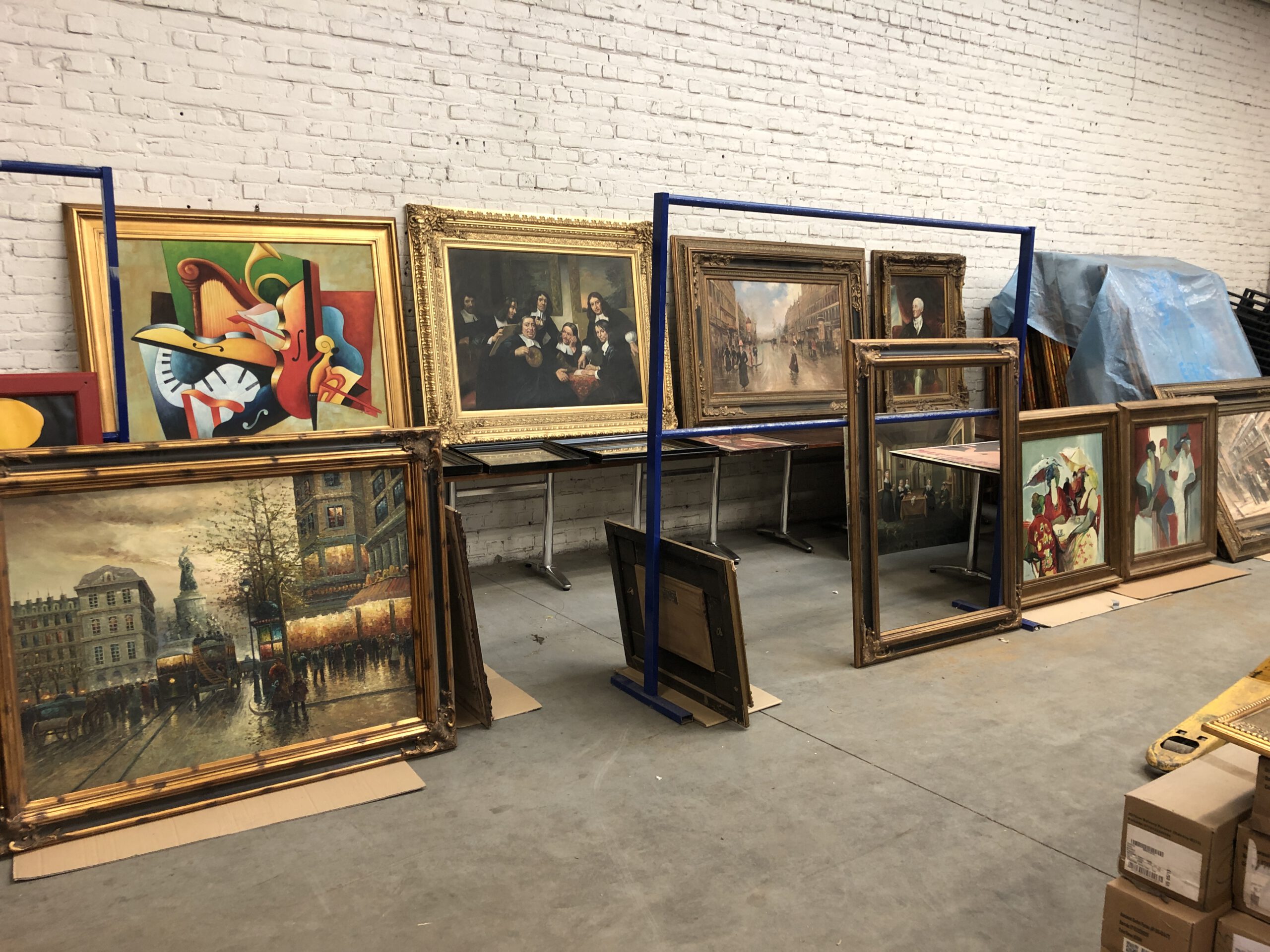 Schilderijen en kunstwerken op veiling – bied op exclusieve stukken van diverse artiesten.