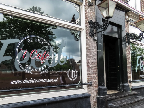 Bedrijfsbeëindiging van 't Café in Assen.